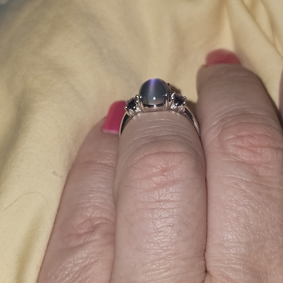 Sz 6, Oval Violet Aurora Moonstone, Amethyst side stones,925 Silver, Rhodium,NWT - Picture 6 of 15